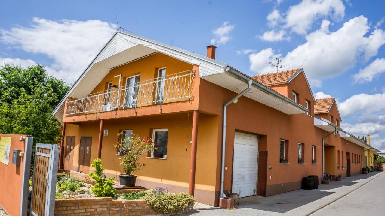 Penzion U Dablova Kopyta Rakvice Exterior photo